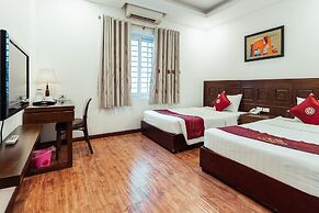 Le Foyer Hotel