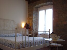 B&B Gens Julia