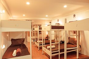 Hello Backpacker Samui Hostel