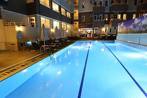 Comet De Luxe Hotel