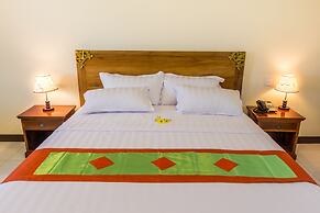 Mahatma Residence