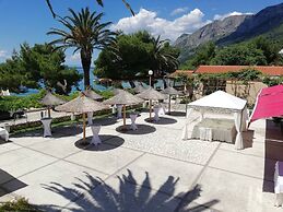 Hotel Laguna
