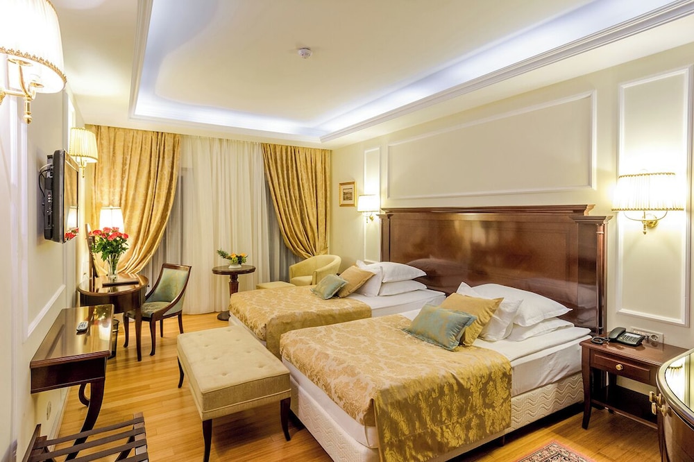 Hotel President Solin