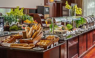 Hotel President Solin