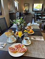 Hotel Entredos
