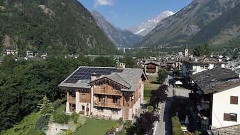 Hotel Les Montagnards