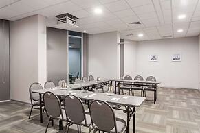 Ramada Encore by Wyndham Lima San Isidro