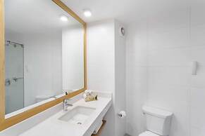 Ramada Encore by Wyndham Lima San Isidro