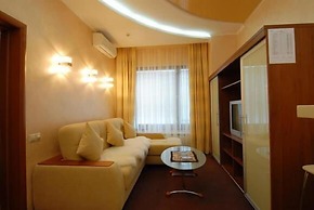 Yug Hotel