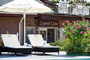 Seasons SPA Boutique Hotel