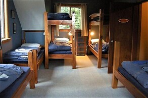 Up The Creek Backpacker's Lodge