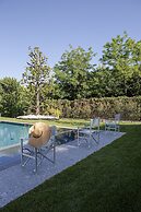 Hotel Mealba Suite & Pool