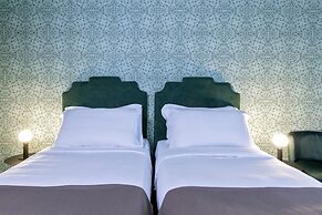 Hotel Mealba Suite & Pool