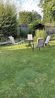 Hollybush Guest House
