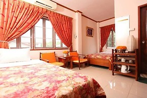 Nalinthone Guesthouse