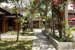 Ayu Lili Garden Hotel