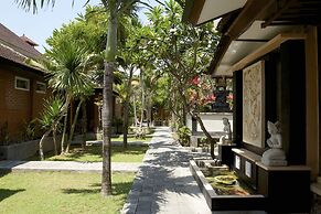 Ayu Lili Garden Hotel