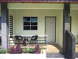 Ziella De Villa