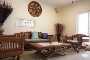 Lotus Suite Hua Hin
