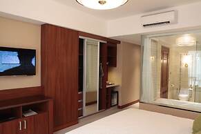 Central Park Tower Resort