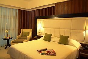Central Park Tower Resort