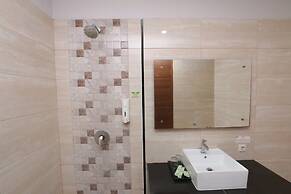 Grand Amira Hotel