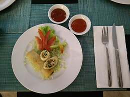 Grand Amira Hotel
