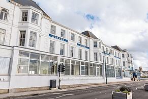 The Queens Hotel
