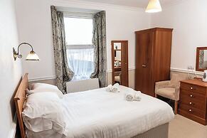 The Queens Hotel