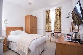 The Queens Hotel