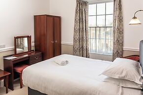 The Queens Hotel