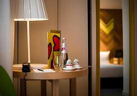 Cucu Hotel