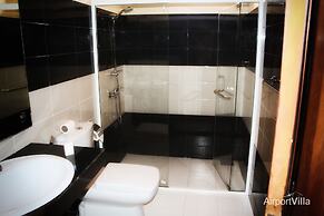 Airport Villa