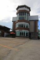 Hotel Le Lerts Living