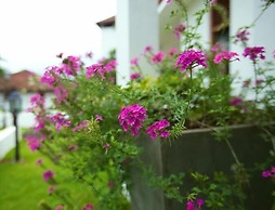 Clove Villa