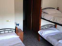 Residencia universitaria Atilano Coco