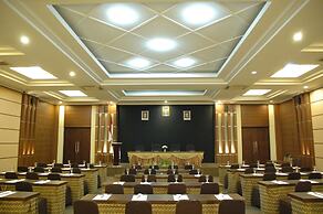 Riyadi Palace Hotel