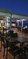 Artemis Hotel