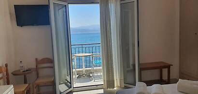 Artemis Hotel