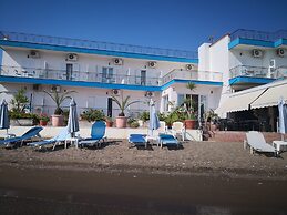 Artemis Hotel