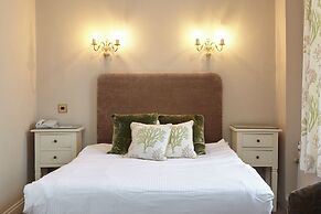 The Royal Hotel