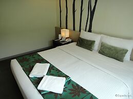 One Manalo Place