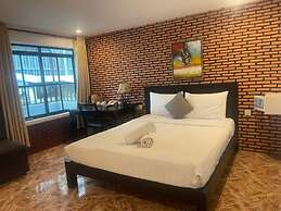 Best Central Point Hotel