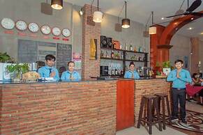 Best Central Point Hotel