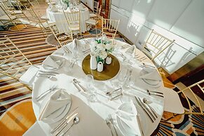 Richmonde Hotel Iloilo