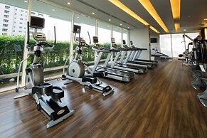 IVY THONGLOR 55