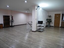 Phaphoom Boutique