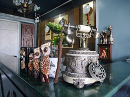 Phaphoom Boutique