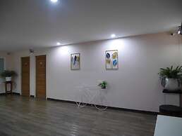 Phaphoom Boutique