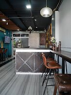 Phaphoom Boutique